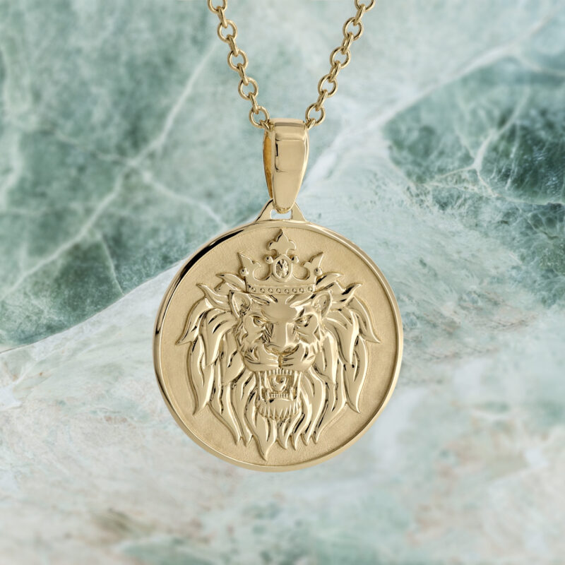 Pendant with sandblasted background 