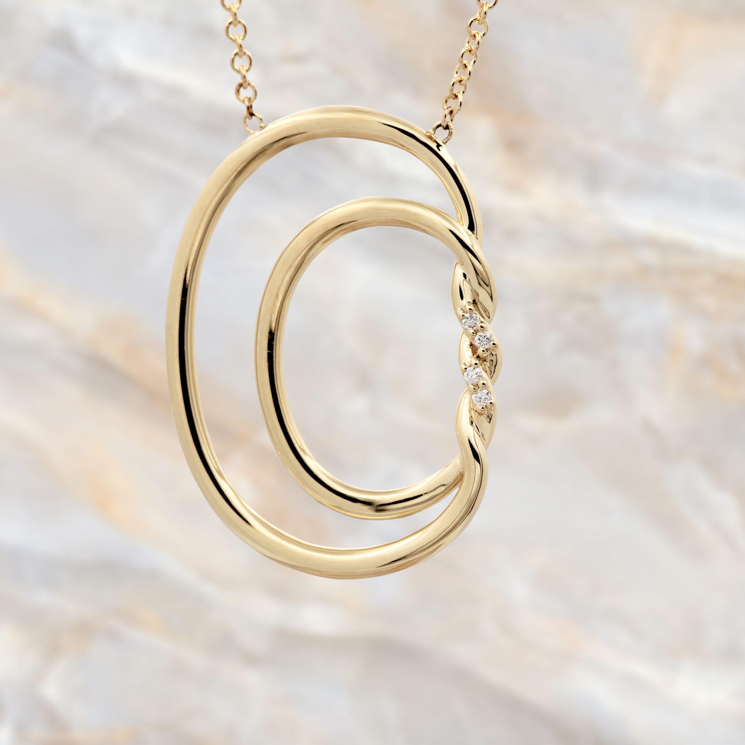 Intertwining Oval Pendant » JewelryThis - Custom Jewelry