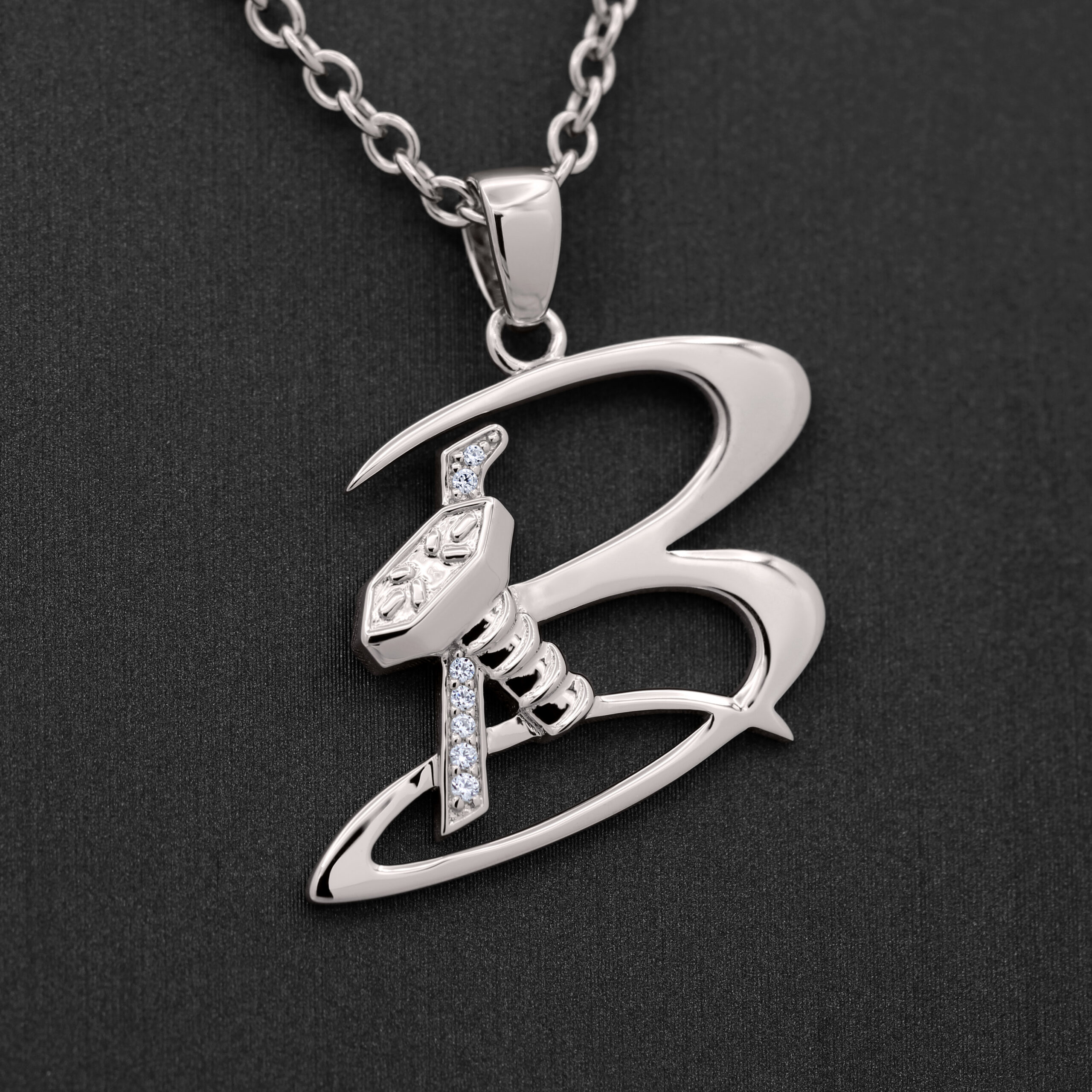 アクセサリー BoTT B Logo Necklace B Necklace » JewelryThis - Custom Jewelry