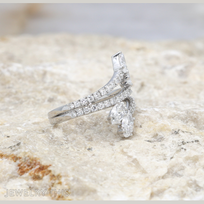 Kristy’s ribbon ring