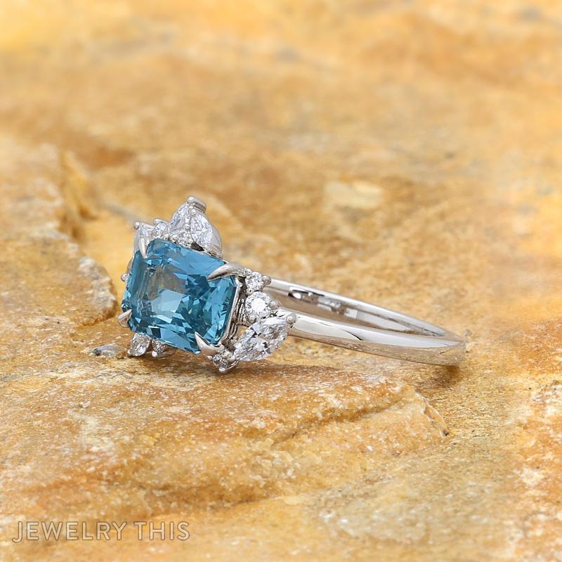 sapphire cluster halo
