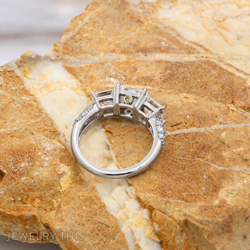threestone peridot birthstone