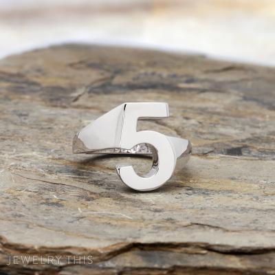 number cutout five
