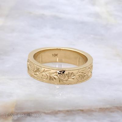 Wedding Band - Ginkgo Engraving with Milgrain