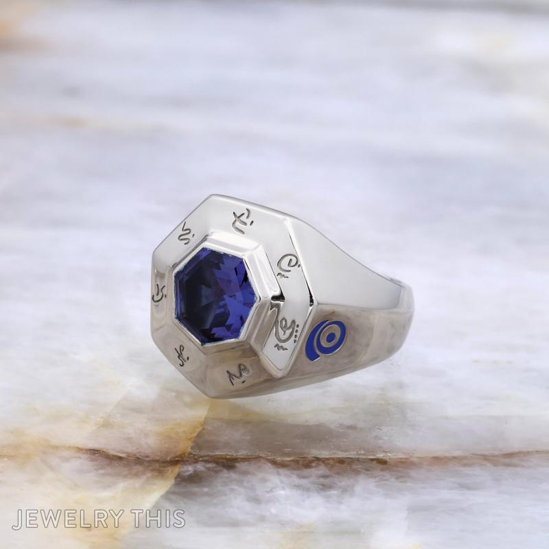 octagon gemstone with enamel details.