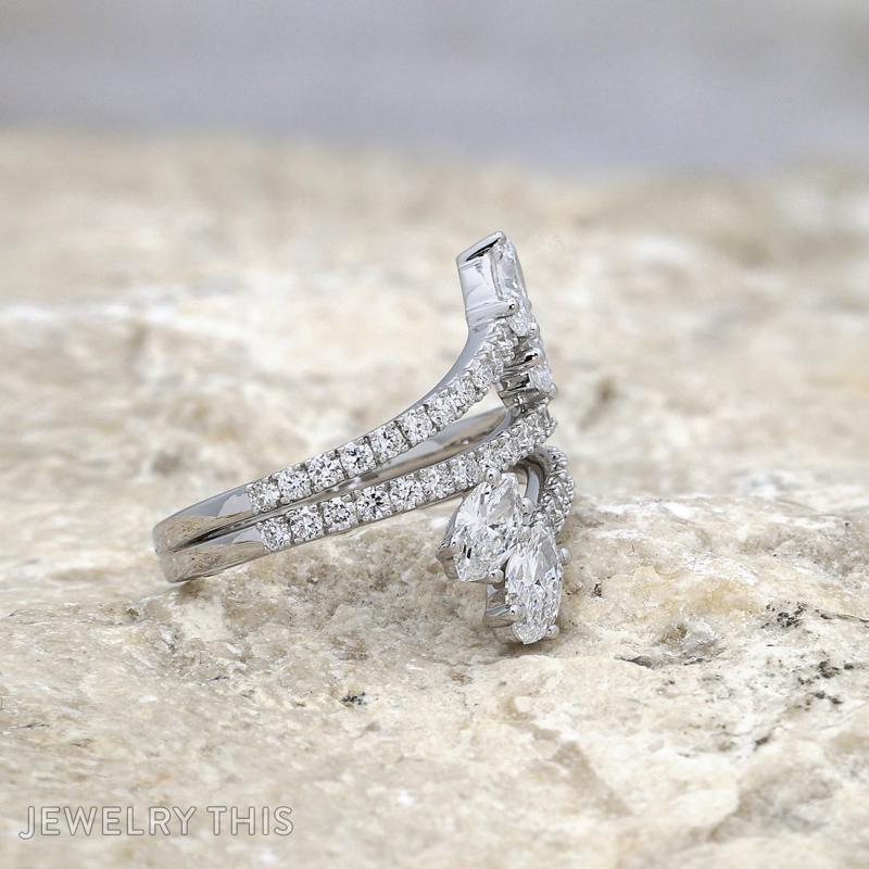 Kristy’s ribbon ring