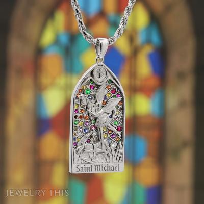 saint pendant