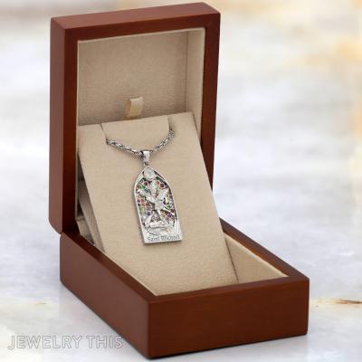 saint pendant