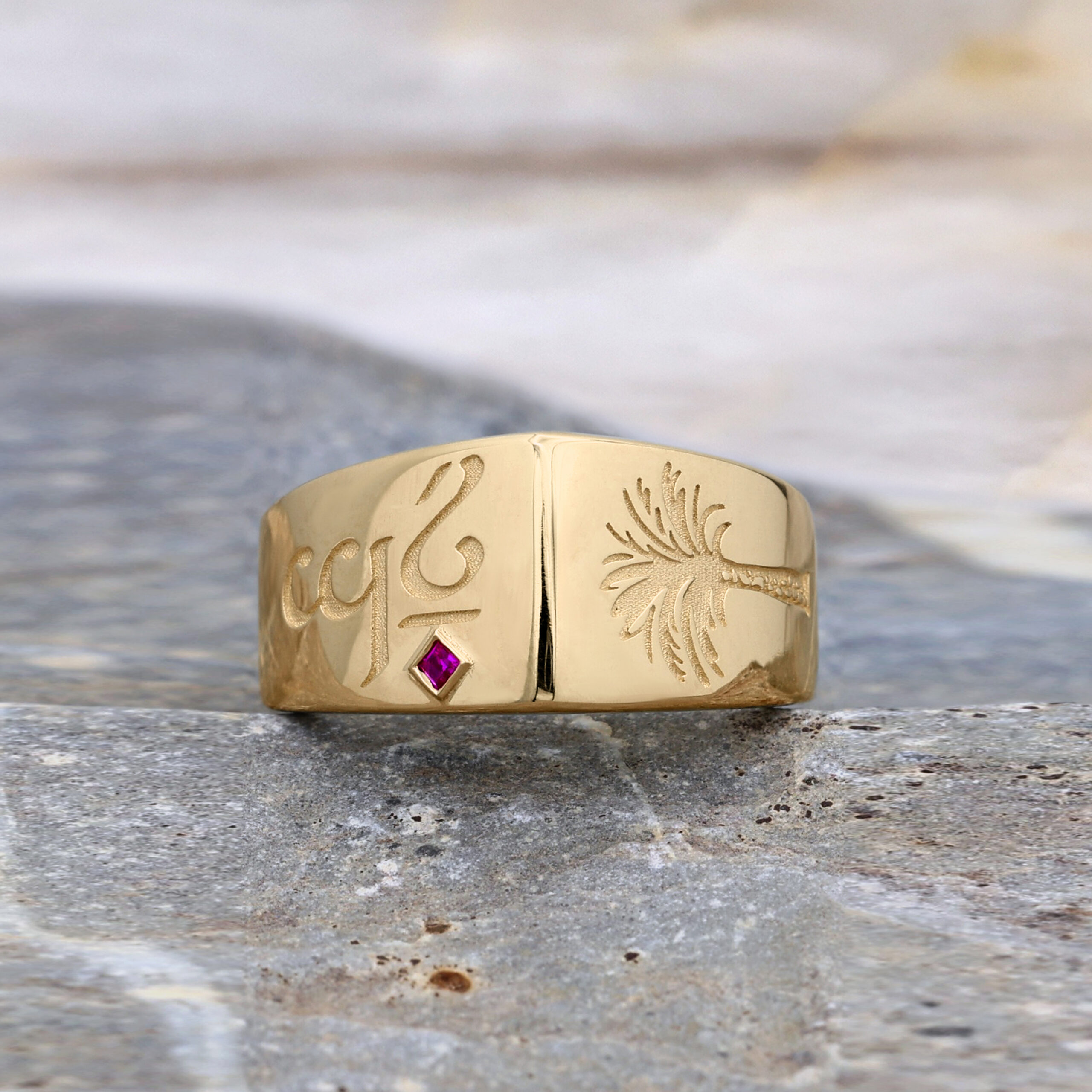 Gold Palm Modern Signet Ring » JewelryThis - Custom Jewelry