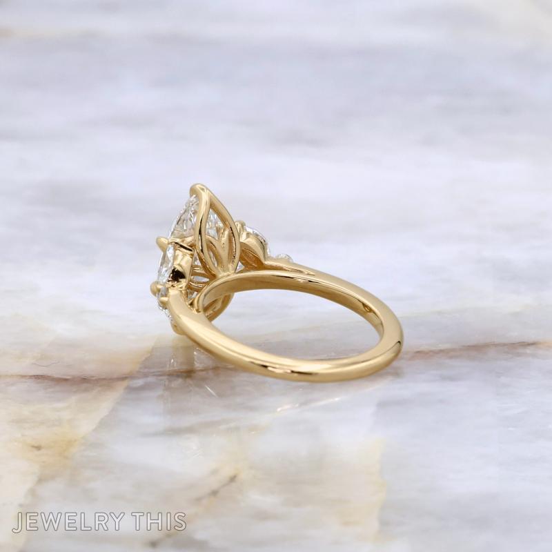 marquise lotus cluster