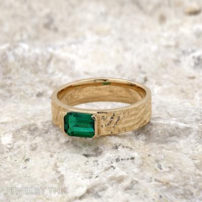 hammered partialbezel emerald