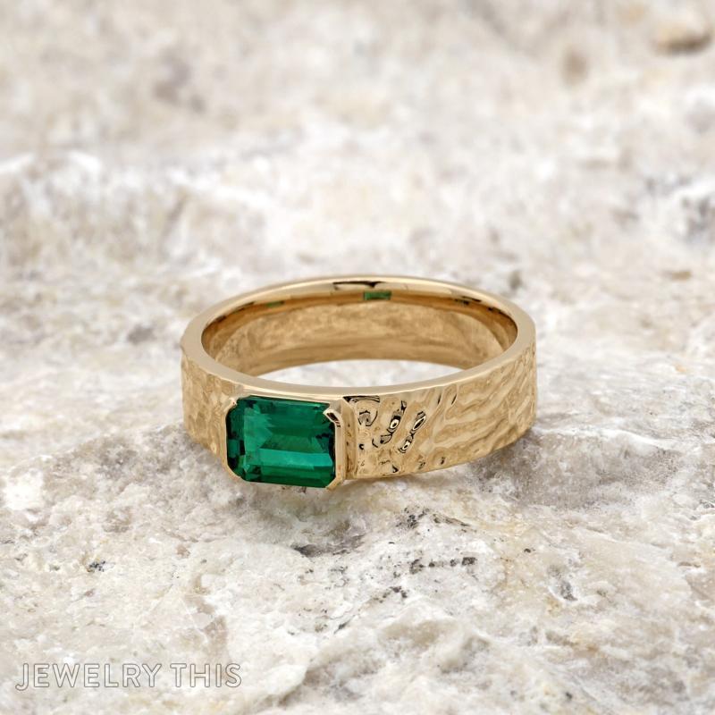 hammered partialbezel emerald