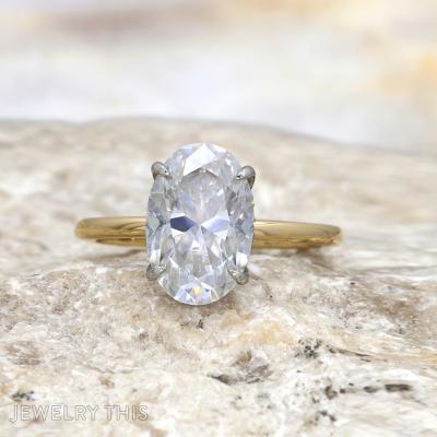 hiddenhalo oval moissanite twotone