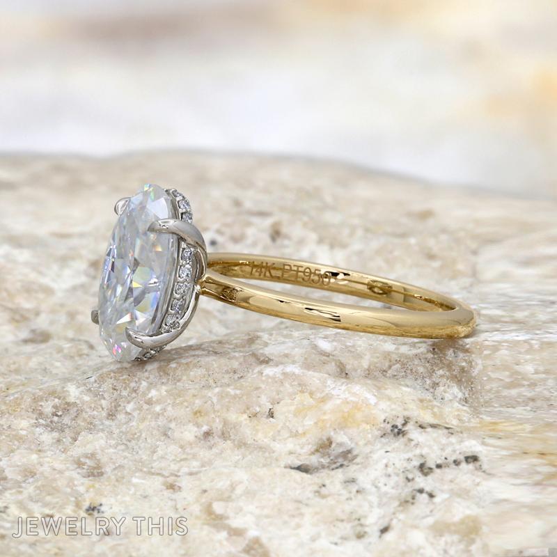 hiddenhalo oval moissanite twotone